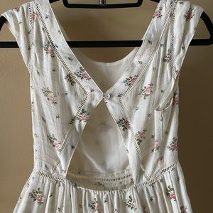 Kimchi Blue Long White Floral Maxi Dress